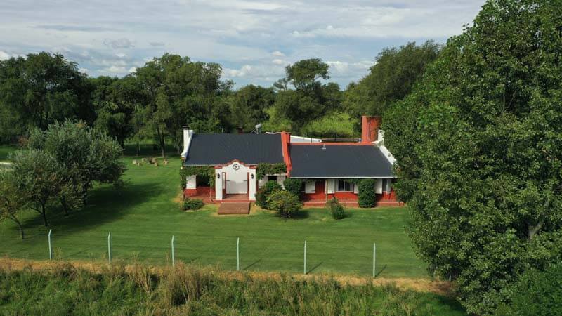 Rancho-Salvaje-Safari-Hunting-Argentina-Lodge-La-Paloma-4a