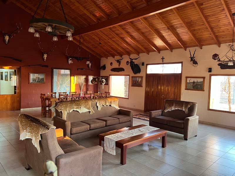 Rancho-Salvaje-Safari-Hunting-Argentina-Lodge-La-Paloma-3a