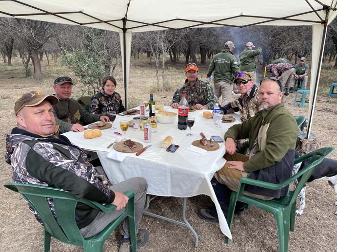 Rancho-Salvaje-Safari-Hunting-Argentina-Pigeon-2